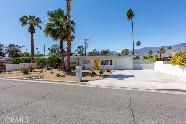 Detail Gallery Image 4 of 59 For 957 S Paseo Dorotea, Palm Springs,  CA 92264 - 3 Beds | 3 Baths