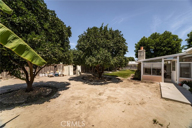 1830 E Victoria Avenue, San Bernardino CA: https://media.crmls.org/medias/593fc60b-bd7b-46e5-8050-17959ffb4e87.jpg