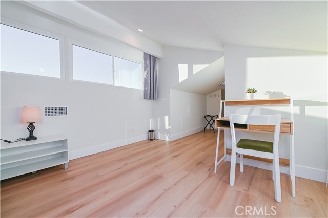 Detail Gallery Image 21 of 28 For 15 Camphor, Irvine,  CA 92612 - 3 Beds | 3 Baths