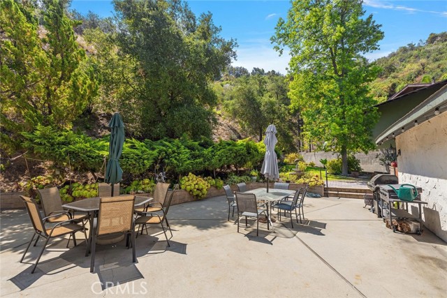Detail Gallery Image 23 of 30 For 3616 Mesa Lila Ln, Glendale,  CA 91208 - 5 Beds | 3/1 Baths