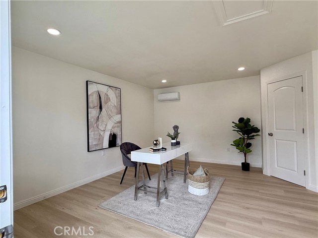 Detail Gallery Image 4 of 40 For 6161 Orange Ave, Long Beach,  CA 90805 - 3 Beds | 1/1 Baths