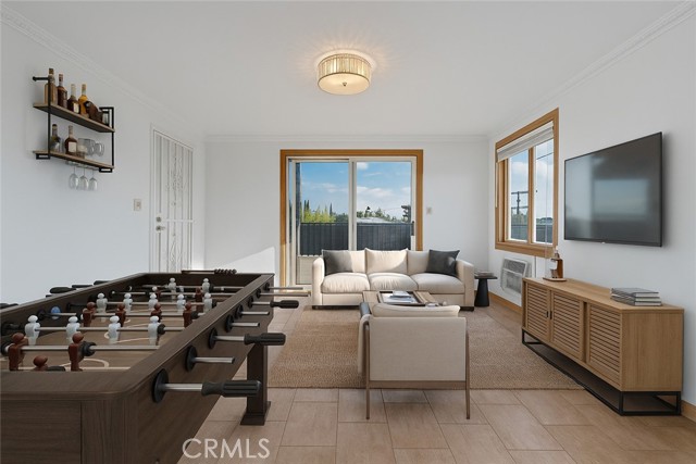 Detail Gallery Image 11 of 26 For 807 N Sycamore Ave #6,  Los Angeles,  CA 90038 - 3 Beds | 3 Baths