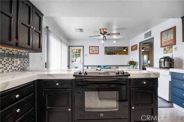 Detail Gallery Image 9 of 32 For 17833 Avenue 280, Exeter,  CA 93221 - 3 Beds | 2 Baths