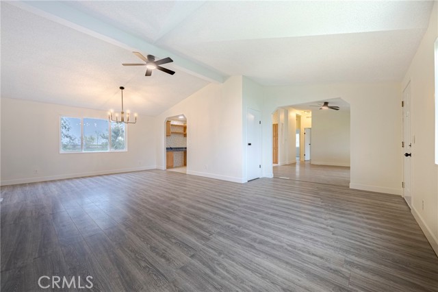 4000 Mariposa Way, Merced CA: https://media.crmls.org/medias/5941f992-e722-4ca3-8e74-edec0b0cfbd8.jpg