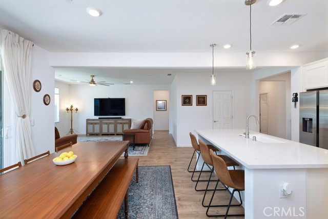 Detail Gallery Image 11 of 56 For 403 Confederation Ct, Lincoln,  CA 95648 - 4 Beds | 3 Baths