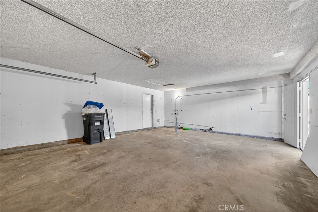 MLS #OC25244729 image #33