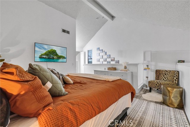 10636 Shoreline Drive, Norwalk CA: https://media.crmls.org/medias/59435ba6-216c-4ab8-adf4-e51e78c3f62e.jpg