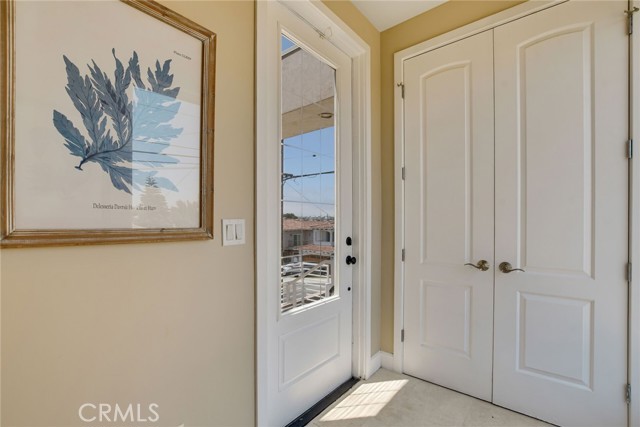 FRONT DOOR FOYER