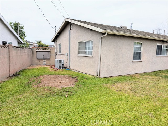 Image 24 of 27 For 7751 La Mesa Way