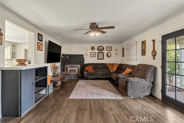 Detail Gallery Image 4 of 31 For 5805 Gradley, Paradise,  CA 95969 - 3 Beds | 2 Baths