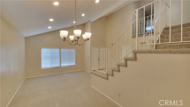 Detail Gallery Image 8 of 33 For 17294 Walnut Ave, Fontana,  CA 92336 - 3 Beds | 2/1 Baths