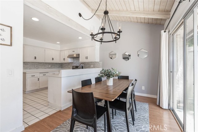 Detail Gallery Image 11 of 30 For 1546 Holly Ct, Thousand Oaks,  CA 91360 - 3 Beds | 2/1 Baths