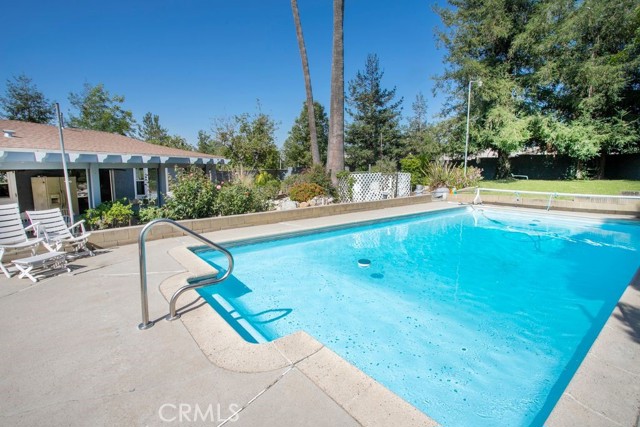 1019 W Milton Drive, Glendora CA: https://media.crmls.org/medias/5945f160-95b5-4094-9c64-919d89e2bb94.jpg