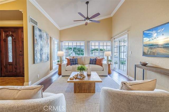 Detail Gallery Image 7 of 54 For 23372 Dune Mear Road, Lake Forest,  CA 92630 - 4 Beds | 2 Baths