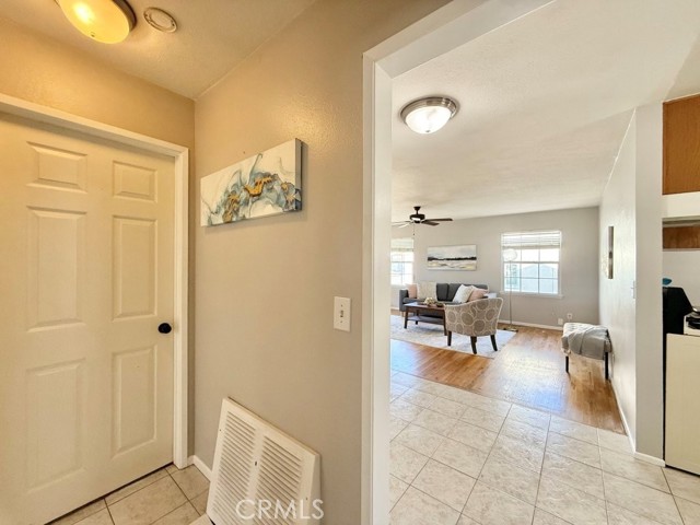 Detail Gallery Image 18 of 27 For 11622 Massinger St, Lakewood,  CA 90715 - 3 Beds | 1 Baths