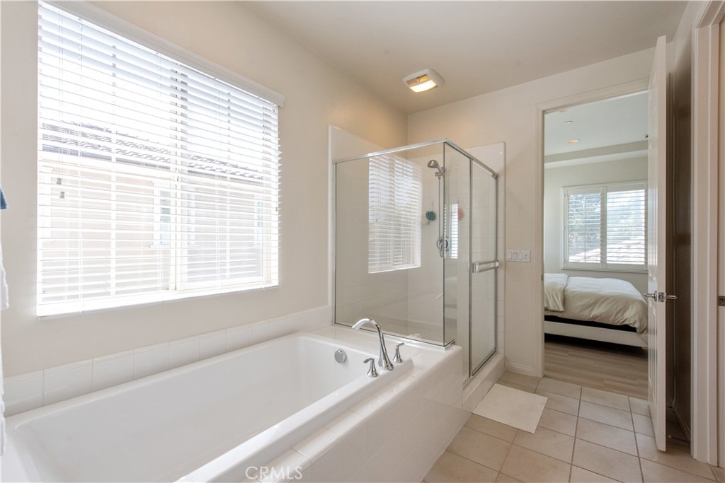 5946def8 8a74 41a8 8aa6 825eeae8246d