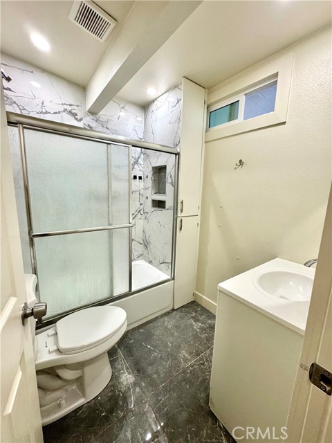 4628 W Simmons Avenue, Orange CA: https://media.crmls.org/medias/5947d580-afd0-455c-b211-21011e3e0fd0.jpg