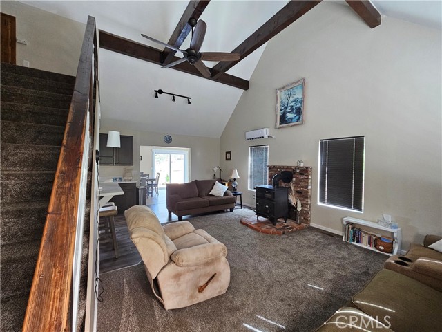 Detail Gallery Image 15 of 64 For 211 Sunnyhills Rd, Bangor,  CA 95901 - 2 Beds | 2 Baths