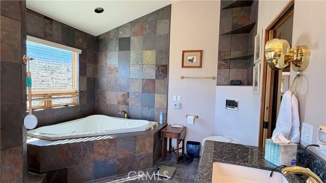 Detail Gallery Image 33 of 68 For 275 Canyon, Pinon Hills,  CA 92371 - 3 Beds | 2/1 Baths