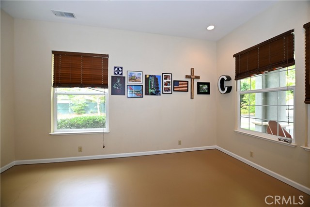 Detail Gallery Image 8 of 25 For 1422 Ridgebrook Way, Chico,  CA 95928 - 3 Beds | 2 Baths