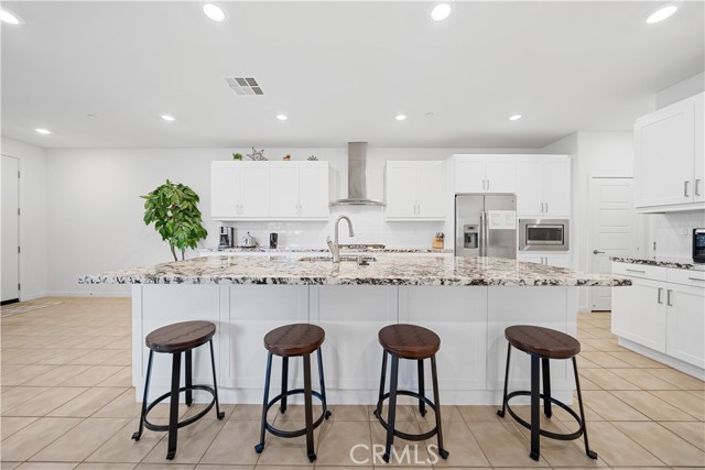 Detail Gallery Image 19 of 49 For 284 Harringay, Irvine,  CA 92618 - 4 Beds | 3 Baths