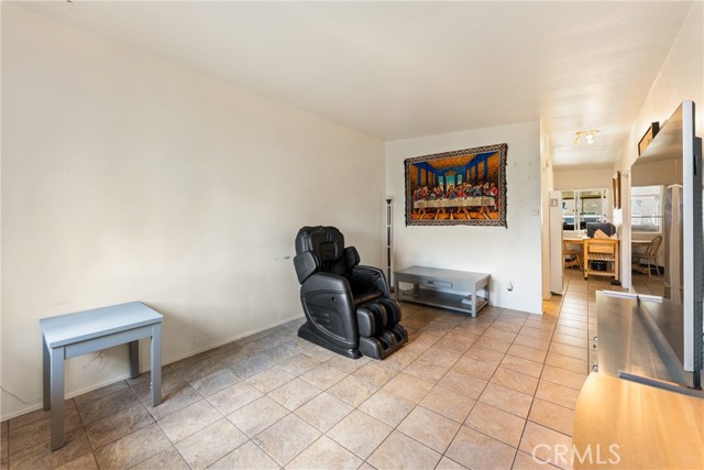 Detail Gallery Image 6 of 31 For 696 Illinois Ave, Beaumont,  CA 92223 - – Beds | – Baths