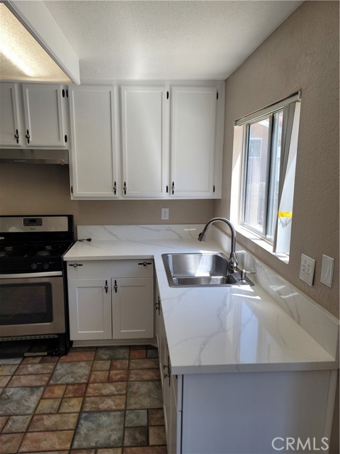 15681 Half Moon Drive, Lake Elsinore CA: https://media.crmls.org/medias/594cb2b6-51e0-460a-978e-d7f446b89b71.jpg