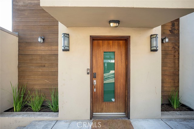 Detail Gallery Image 2 of 26 For 1711 Hill Dr, South Pasadena,  CA 91030 - 3 Beds | 3 Baths