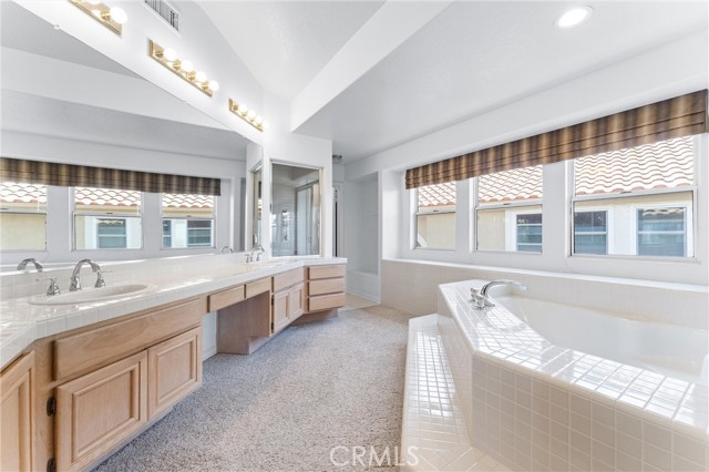 21881 Via Del Lago, Trabuco Canyon CA: https://media.crmls.org/medias/594d3ed0-e386-46fd-95af-3757ea8d430d.jpg