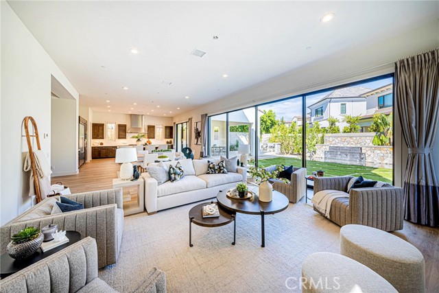 77 Eider Run, Irvine CA: https://media.crmls.org/medias/594d58e7-17a4-4c68-9d81-4472e01da719.jpg