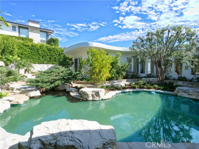 43 Oceanaire Drive, Rancho Palos Verdes CA: https://media.crmls.org/medias/594d645a-56ae-4c76-bbd7-6a5ac032a5ba.jpg