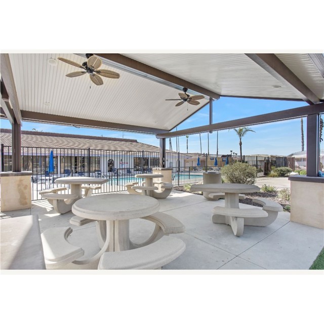 Detail Gallery Image 34 of 35 For 1536 S State St #142,  Hemet,  CA 92543 - 3 Beds | 2 Baths