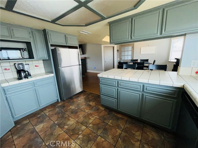 Detail Gallery Image 11 of 35 For 18474 Walnut St, Hesperia,  CA 92345 - 3 Beds | 2 Baths