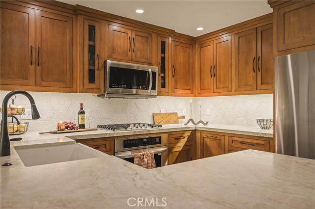 366 Lake Resort, Lake Arrowhead, CA 92352