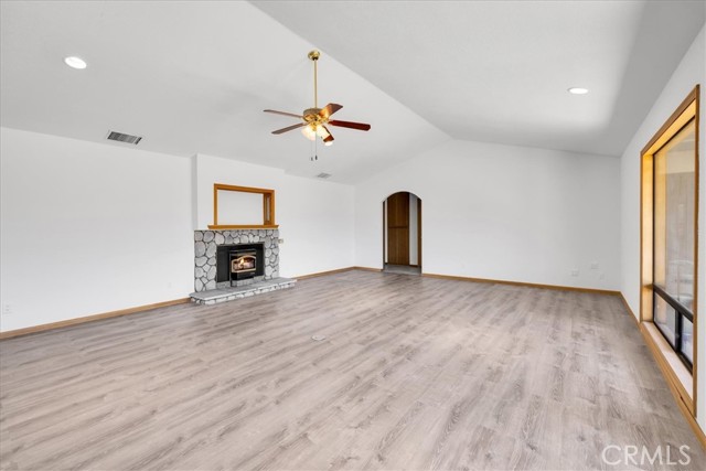 8397 Uphill Road, Joshua Tree CA: https://media.crmls.org/medias/594ffb5b-8930-442c-9d3c-5b08ee9d1a6c.jpg