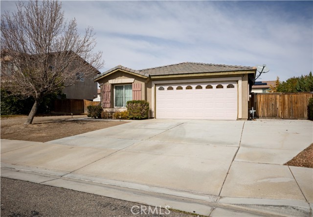 13366 Viejo Circle, Victorville CA: https://media.crmls.org/medias/59500c87-9ab8-4774-8952-117ed82db05e.jpg