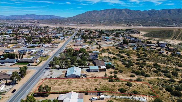 39819807 Ranchero, Hesperia CA: https://media.crmls.org/medias/5950398e-5e82-44ec-bcc5-a0d1ed73d540.jpg