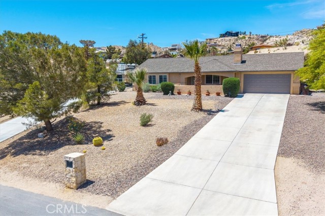 Detail Gallery Image 4 of 60 For 57490 Redondo St, Yucca Valley,  CA 92284 - 3 Beds | 2 Baths