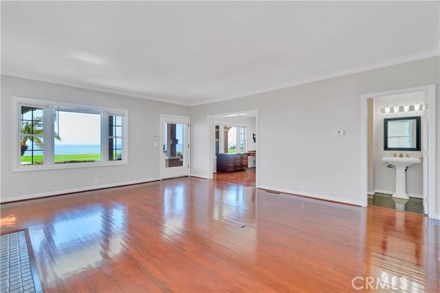 Detail Gallery Image 7 of 63 For 2747 E Ocean Bld, Long Beach,  CA 90803 - – Beds | – Baths