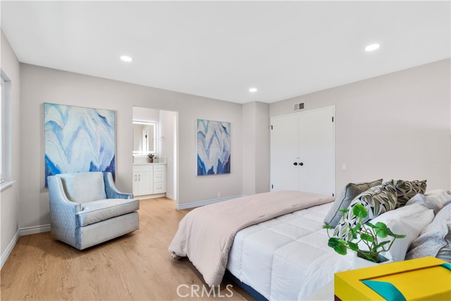 Detail Gallery Image 19 of 38 For 1736 E Oakridge, West Covina,  CA 91792 - 3 Beds | 2/1 Baths