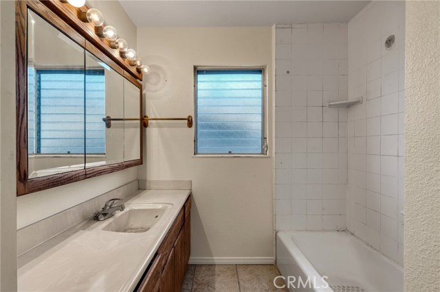 Detail Gallery Image 19 of 42 For 9452 Litchfield, Huntington Beach,  CA 92646 - 2 Beds | 1 Baths