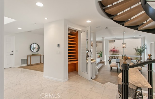 16201 Santa Barbara Lane, Huntington Beach CA: https://media.crmls.org/medias/5951b546-f046-46f2-890a-174b78c93c9b.jpg
