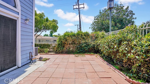 Detail Gallery Image 28 of 33 For 13154 Sycamore Village Dr, Norwalk,  CA 90650 - 3 Beds | 2/1 Baths