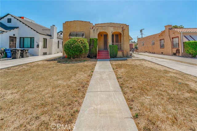 2424 West View Street, Los Angeles, California 90016, 3 Bedrooms Bedrooms, ,1 BathroomBathrooms,Single Family Residence,For Sale,West View,CV24178219