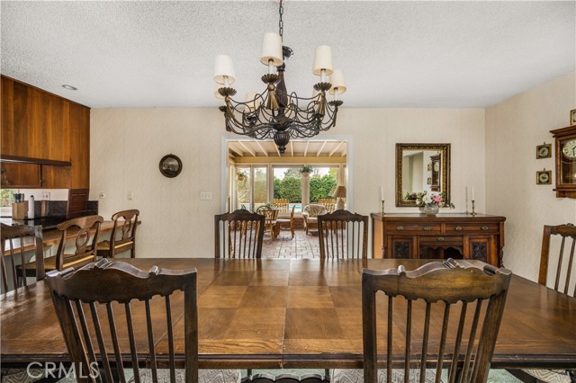 Detail Gallery Image 11 of 31 For 1142 Appian, Santa Ana,  CA 92705 - 4 Beds | 3 Baths