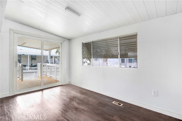 Detail Gallery Image 7 of 14 For 220 S Elk St #134,  Hemet,  CA 92543 - 2 Beds | 1 Baths