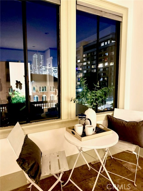 Detail Gallery Image 15 of 50 For 315 W 3rd St #301,  Long Beach,  CA 90802 - 2 Beds | 2 Baths