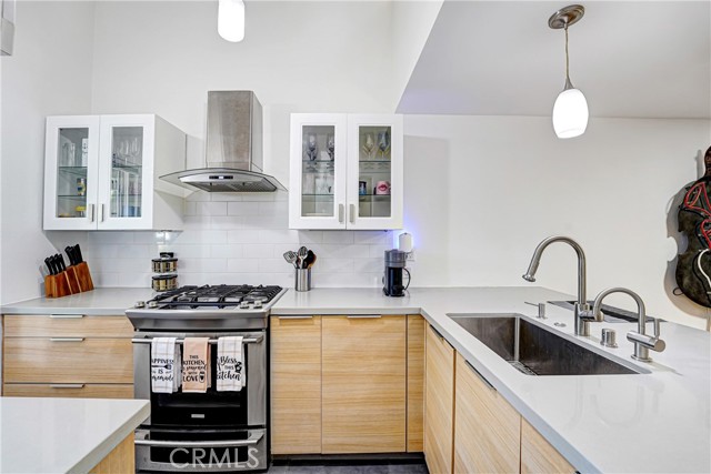 Front Image Thumbnail for CRSR26059532