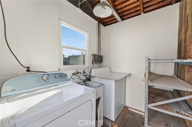 Detail Gallery Image 22 of 49 For 10818 Loch Avon, Whittier,  CA 90606 - 3 Beds | 2 Baths