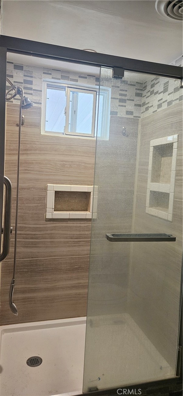 Detail Gallery Image 14 of 29 For 8811 Canoga Ave #120,  Canoga Park,  CA 91304 - 2 Beds | 1 Baths